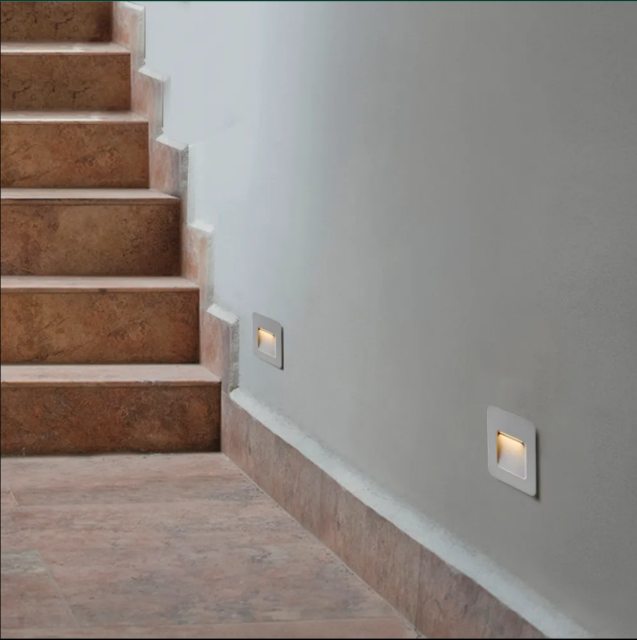 LAMPARA ESCALERA 2W/50LM/30K 9.4X9.3X5.4CM#HLED-907/30/G - Imagen 2